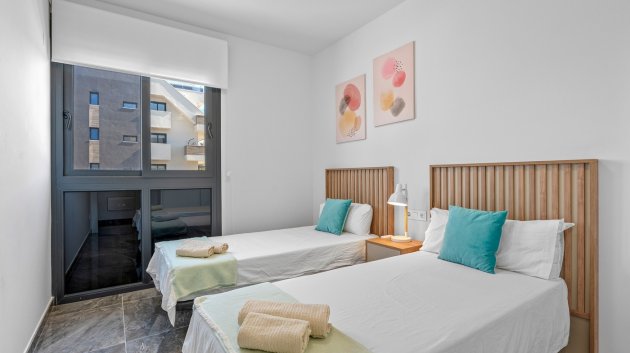 Reventa - Apartamentos -
Orihuela Costa - Los Altos