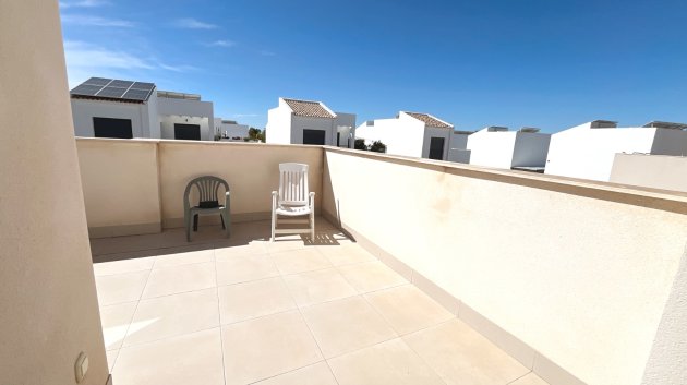 Reventa - Chalets -
Ciudad Quesada - Pueblo Bravo