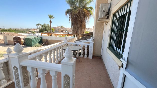 Reventa - Chalets -
Algorfa - Montebello