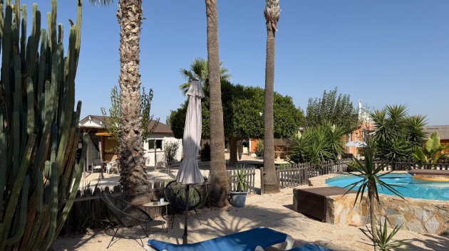 Reventa - Chalets -
La Marina - Elche / Elx