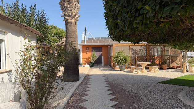 Reventa - Chalets -
La Marina - Elche / Elx
