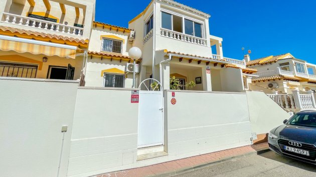 Reventa - Adosado -
Orihuela Costa - Los Altos *