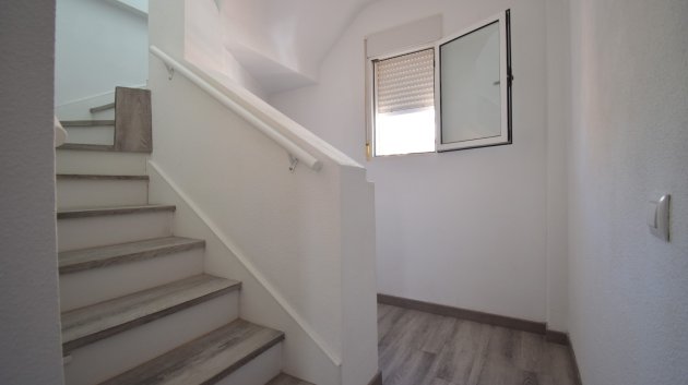 Reventa - Chalets -
Orihuela Costa - Playa Flamenca