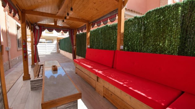 Reventa - Chalets -
Orihuela Costa - Playa Flamenca