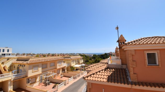 Reventa - Chalets -
Orihuela Costa - Playa Flamenca