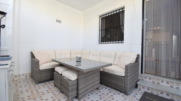 Reventa - Chalets -
Orihuela Costa - Playa Flamenca