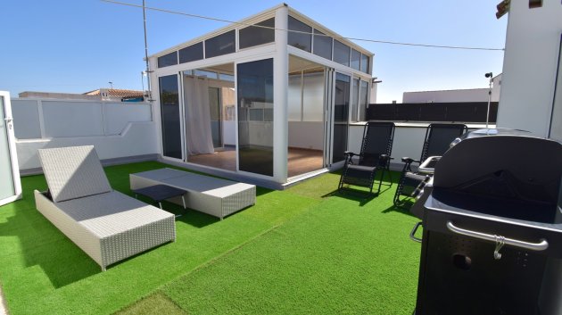 Reventa - Chalets -
Orihuela Costa - Playa Flamenca