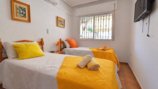 Revente - Villa -
Orihuela Costa - La Zenia