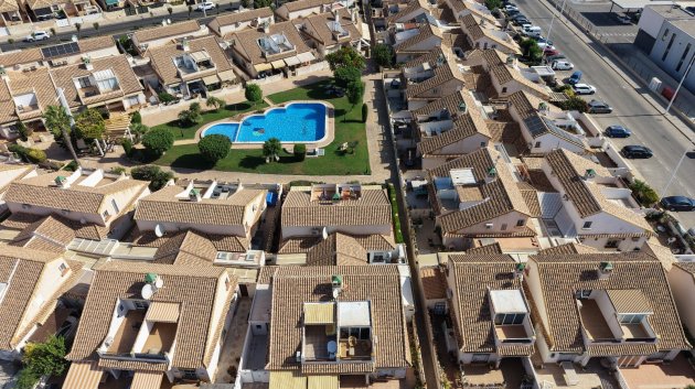 Revente - Villa -
Orihuela Costa - La Zenia