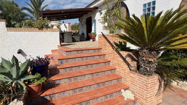 Reventa - Chalets -
Ciudad Quesada - Costa Blanca