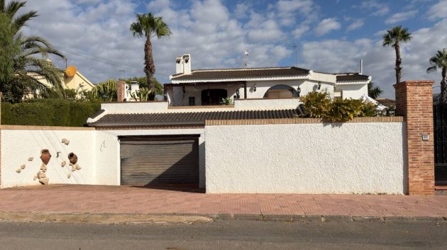 Reventa - Chalets -
Ciudad Quesada - Costa Blanca