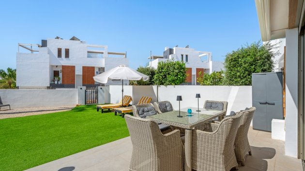 Resale - Villa -
Orihuela Costa - Villamartín