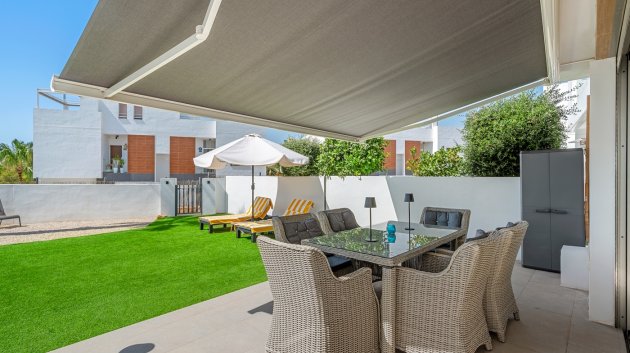 Resale - Villa -
Orihuela Costa - Villamartín
