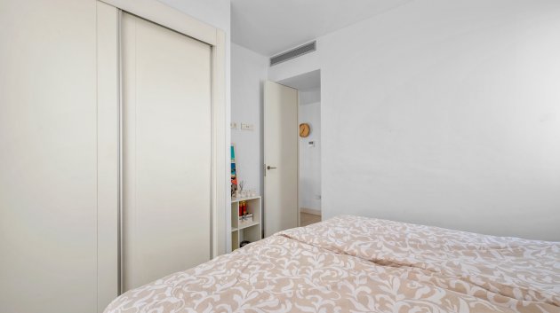 Resale - Villa -
Orihuela Costa - Villamartín