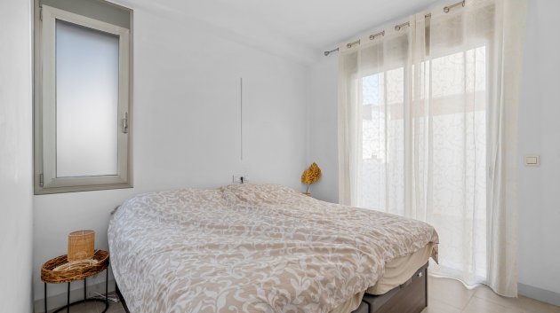Resale - Villa -
Orihuela Costa - Villamartín