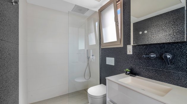 Resale - Villa -
Orihuela Costa - Villamartín