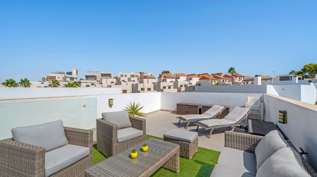 Resale - Villa -
Orihuela Costa - Villamartín