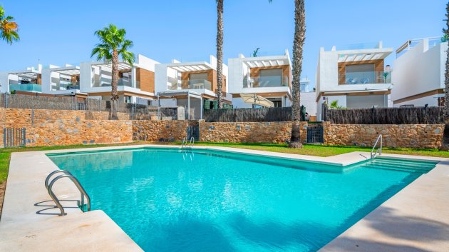 Resale - Villa -
Orihuela Costa - Villamartín