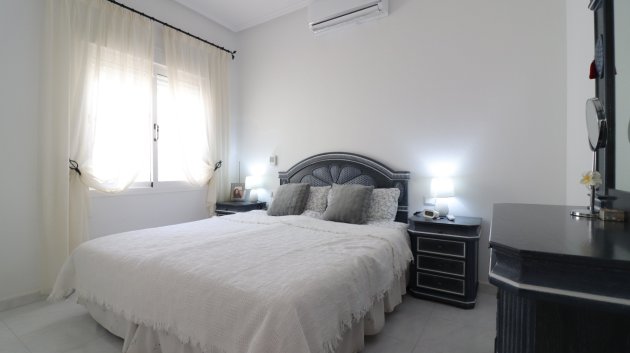 Resale - Villa -
Ciudad Quesada - La Marquesa Golf