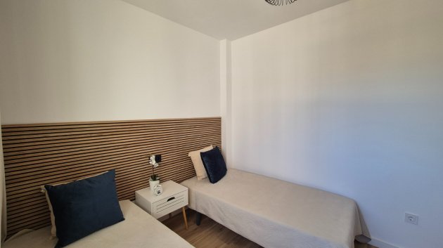 Resale - Townhouse -
Alicante - La Florida