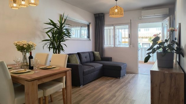 Resale - Townhouse -
Alicante - La Florida