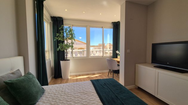 Resale - Townhouse -
Alicante - La Florida