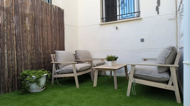 Resale - Townhouse -
Alicante - La Florida