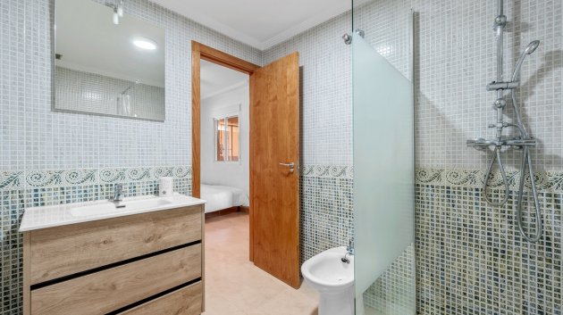 Reventa - Apartamentos -
Orihuela Costa