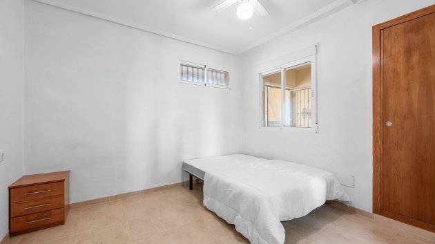 Reventa - Apartamentos -
Orihuela Costa