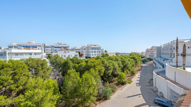 Reventa - Apartamentos -
Orihuela Costa