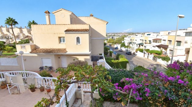 Resale - Townhouse -
Orihuela Costa - Los Altos