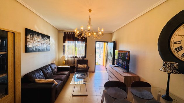 Resale - Townhouse -
Ciudad Quesada - Doña Pepa