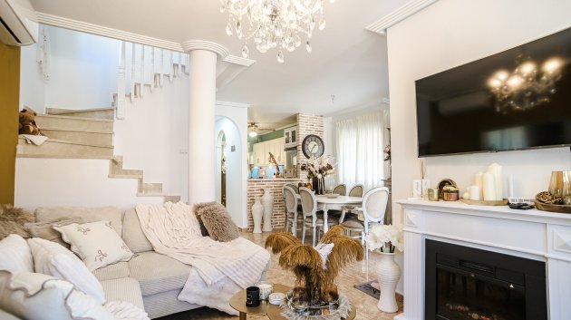 Resale - Townhouse -
Guardamar del Segura - El Raso