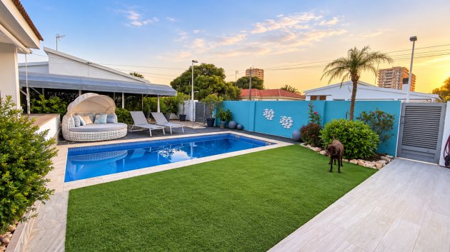 Resale - Villa -
Mar de Cristal - Mar Menor