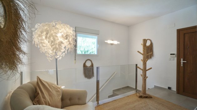 Resale - Villa -
Moraira - Benimeit