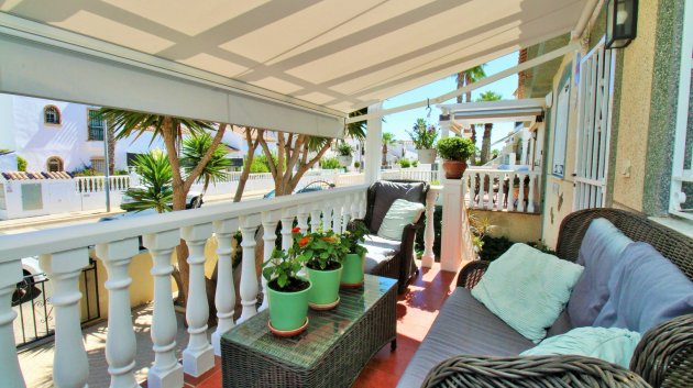 Resale - Villa -
Villamartín - Las Violetas