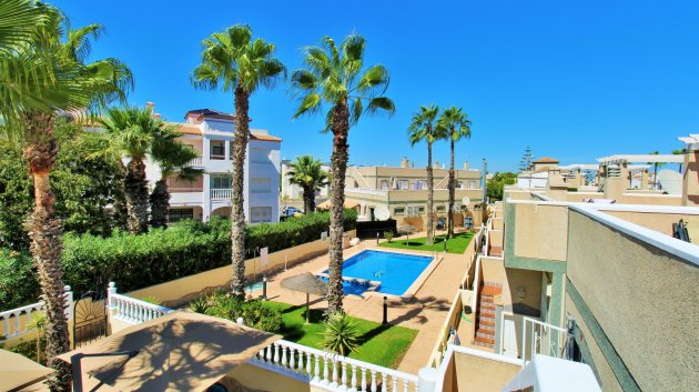 Resale - Villa -
Villamartín - Las Violetas