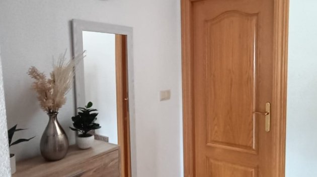 Resale - Townhouse -
Guardamar del Segura - Urbanizaciones