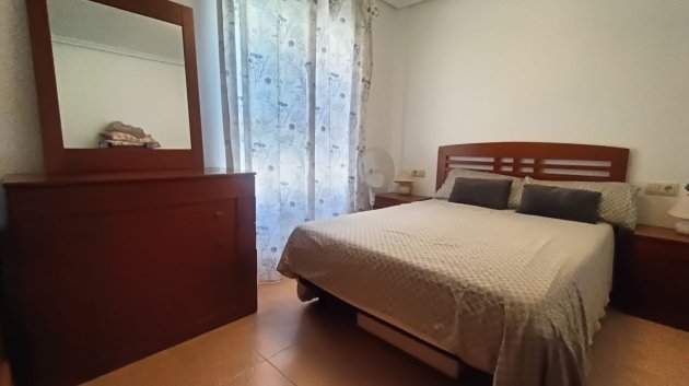 Resale - Townhouse -
Guardamar del Segura - Urbanizaciones