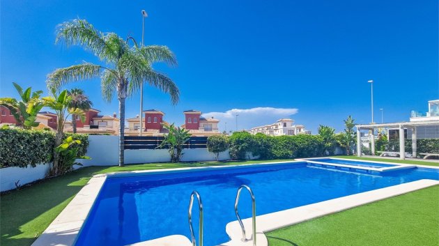 Resale - Townhouse -
Cabo Roig - Lomas de Cabo Roig