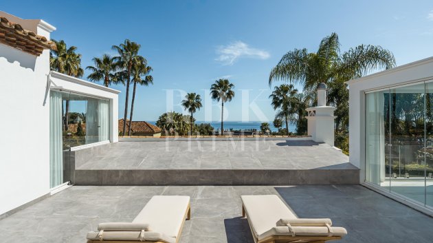 Resale - Villa -
Marbella