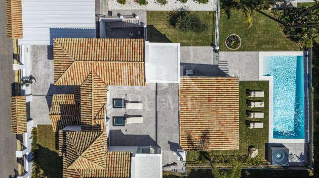 Resale - Villa -
Marbella
