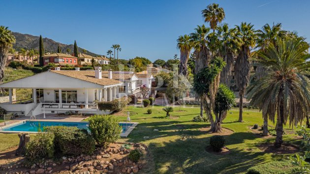 Reventa - Chalets -
Marbella
