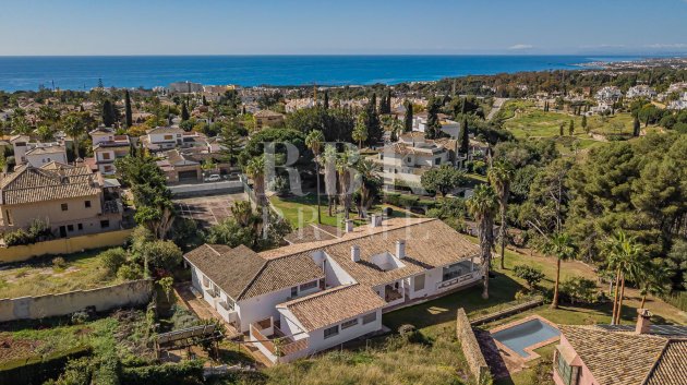 Reventa - Chalets -
Marbella