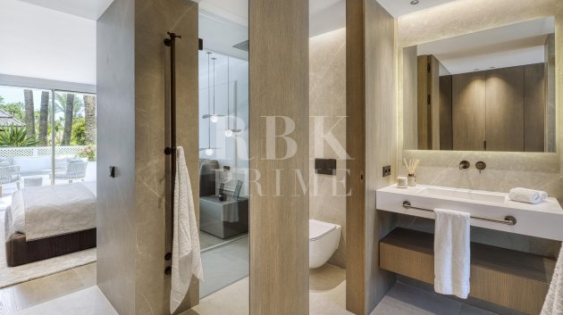 Resale - Apartments -
Marbella