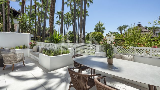 Resale - Apartments -
Marbella