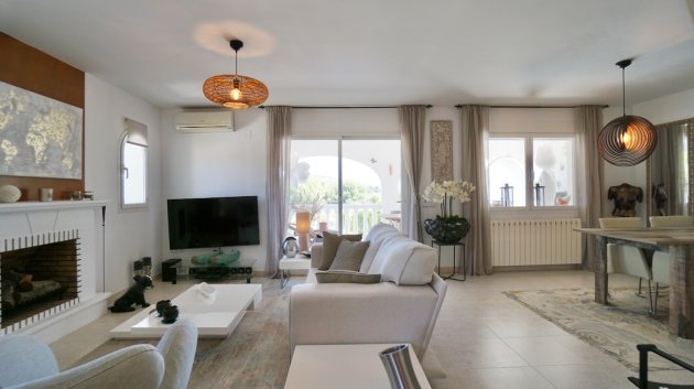 Resale - Villa -
Benitachell - Los Molinos