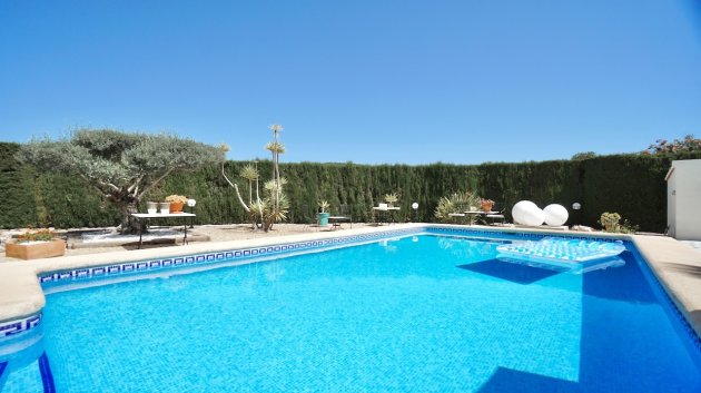 Resale - Villa -
Benitachell - Los Molinos