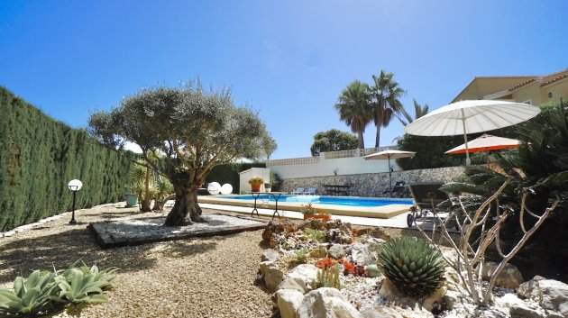 Resale - Villa -
Benitachell - Los Molinos