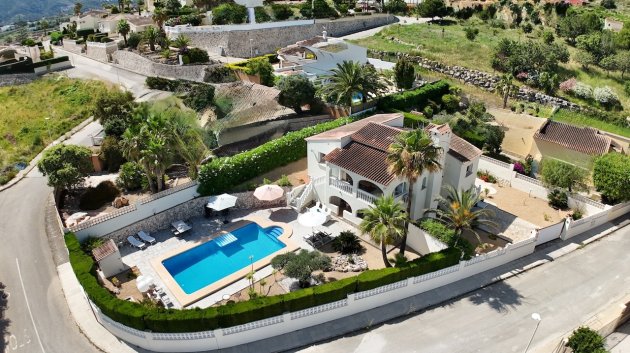 Resale - Villa -
Benitachell - Los Molinos
